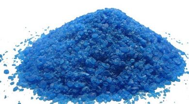 Xofre de cobre para o tratamento do fungo das uñas